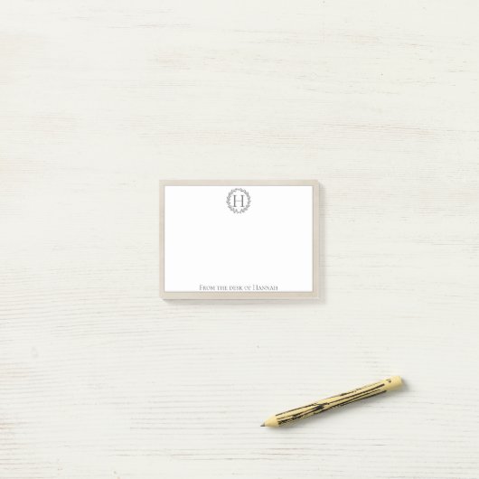 Beige Monogram Wreath Post-it Notes (Op bureau)