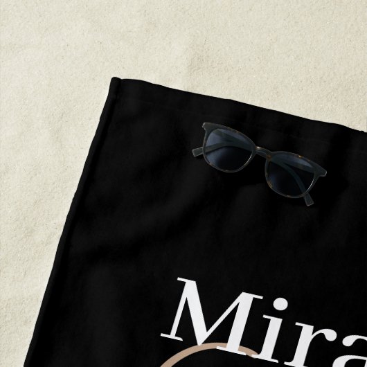 Beige Monogram Zwart Wit Polka Dot Strandlaken (In situ)