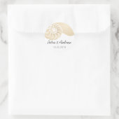 Beige Nautilus Shell Beach Wedding Ronde Sticker (Tas)