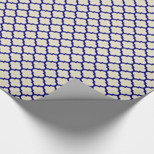 Beige Navy Blue Moroccan Quatrefoil Pattern #5 Cadeaupapier (Hoek)