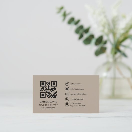 Beige Neutral Professional Company Logo QR-code Visitekaartje (Staand voorkant)