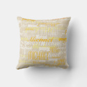 beige pillow with a pattern of names for kids kussen (Achterkant)