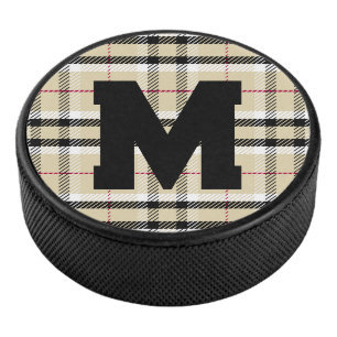 Beige Preppy Plaid Mode Monogram Gepersonaliseerd Hockey Puck