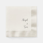 Beige Script gepersonaliseerde bruiloft cocktail Servet (Voorkant)