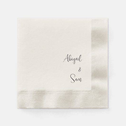 Beige Script gepersonaliseerde bruiloft cocktail Servet (Voorkant)
