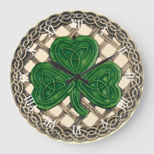 Beige Shamrock and Celtic Knots Grote Klok