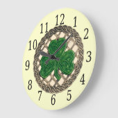 Beige Shamrock and Celtic Knots  Grote Klok (Hoek)