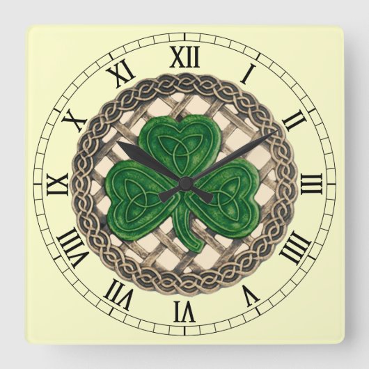 Beige Shamrock &Celtic Knots Roman Numeral Clock Vierkante Klok (Voorkant)