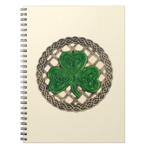 Beige Shamrock on Celtic Knots Spiral Notitieboek