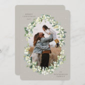 Beige Snowberry+Eucalyptus Christmas Photo Feestdagenkaart (Voorkant / Achterkant)