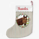 Beige Stripes Paardenmonogram Foto  Kleine Kerstsok (Achterkant)