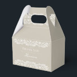 Beige Talavera tegel Spaanse feestelijke bruiloft  Bedankdoosjes<br><div class="desc">Iedereen houdt van een feest! Deze verzameling is een neutrale mix van elegantie en cultureel erfgoed, geïnspireerd door traditionele Mexicaanse Talavera-tegelpatronen. De delicate beige bloemenrand straalt verfijning en een vleugje feestelijke charme uit, waardoor het perfect is voor uw Spaanse of Mexicaanse themafeest. Of u nu een groot feest geeft of...</div>