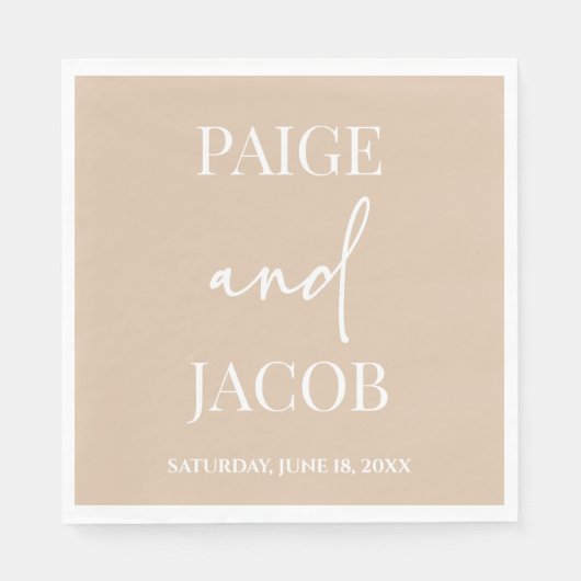 Beige Tan Minimalistische Aangepaste Namen Bruilof Servet (Voorkant)