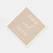 Beige Tan Minimalistische Aangepaste Namen Bruilof Servet (Hoek)
