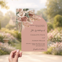 Beige taupe rozen pampas boog doorzichtige trouwlo