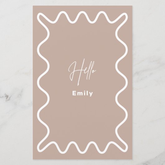 Beige Taupe Wavy Border menukaart met naam (Achterkant)