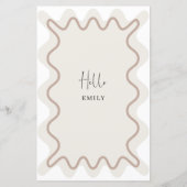 Beige Taupe Wavy Border menukaart met naam (Achterkant)