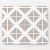 Beige Trendy Triangle Pattern Muismat (Voorkant)