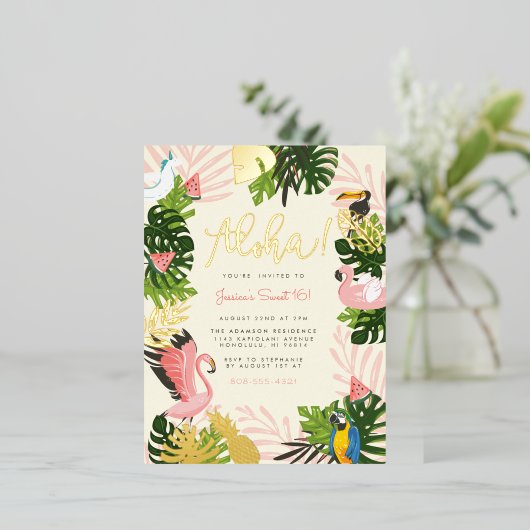 Beige | Tropisch goud in Aloha Hawaii Folie Uitnodiging Briefkaart (Staand Voorkant)