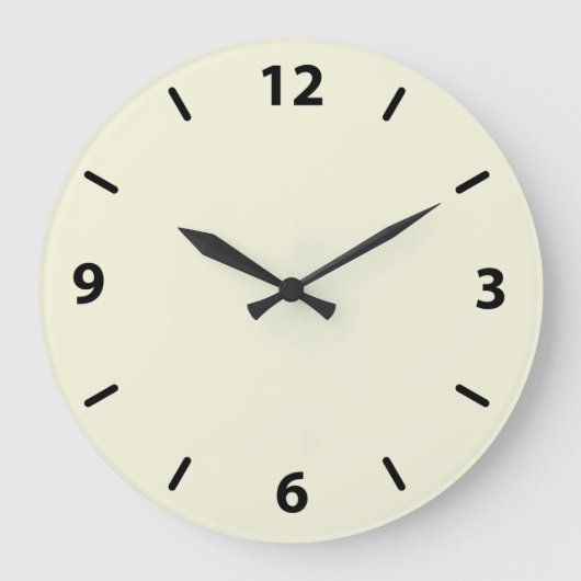 Beige wandklok met zwarte cijfers (Voorkant)