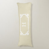 Beige White Greek Key Lijst #2 Initiaal Monogram Lichaamskussen (Voorkant Verticaal)