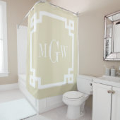 Beige Witte Griekse Sleutel #2 Omlijst 3I Monogram Douchegordijn (In situ)
