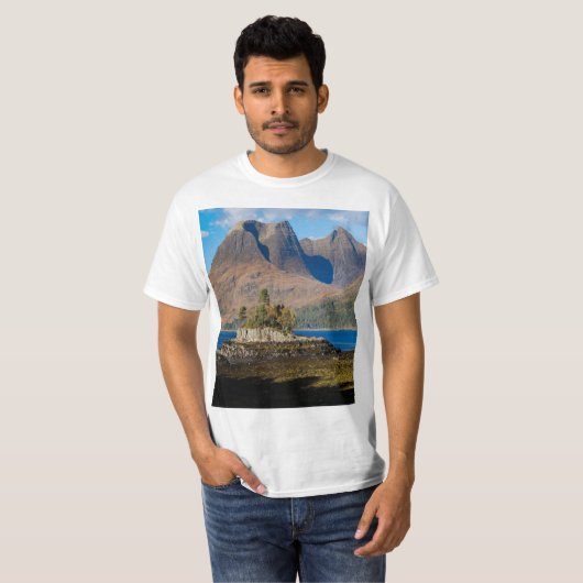 Beinn Alligin Loch Torridon Schotland T-shirt (Voorkant volledig)