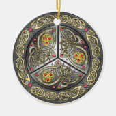 Bejeweled Celtic Shield Ornament (Voorkant)