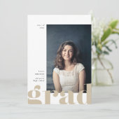 Bekendmaking van Big Bold Type Afstuderen Aankondiging (Staand voorkant)