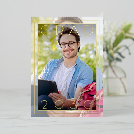 Bekendmaking van Chic Minimalist Gold Foil-Afstude Folie Uitnodiging (Staand Voorkant)