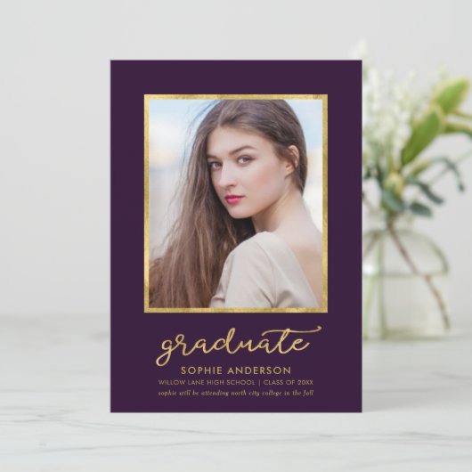 Bekendmaking van Classy Paars Gold Photo Afstudere Aankondiging (Staand voorkant)