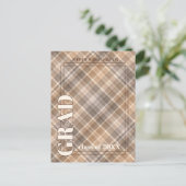 Bekendmaking van het Afstuderen Brown Beige Tartan Briefkaart (Staand voorkant)