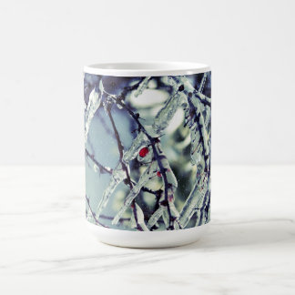 Beker met bevroren bessen koffiemok