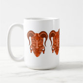 Beker met traditionele maskerkunst koffiemok (Links)