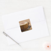 Beker van cappuccino met cacaopoeder vierkante sticker (Envelop)