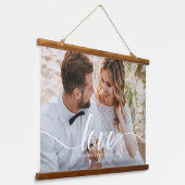 Bekledingsfoto voor Elegant Script "Love" Hangend Wandkleed (Gebogen)