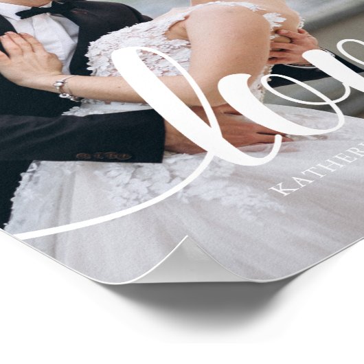 Bekledingsfoto voor Elegant Script "Love" Poster (Hoek)