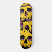 Bekroond skateboard Paarse wolken op geel (Voorkant)