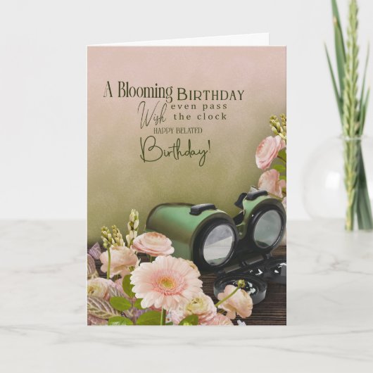 Belated Birthday Greeting For Traveller Explorer Kaart (Voorkant)