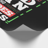 Beleggingskracht van een oud Man dat voorraden ver Cadeaupapier (Hoek)