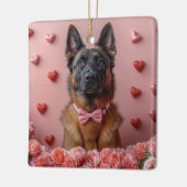 Belgian Malinois met Rozen - Valentijnsdag Keramisch Ornament (Links)