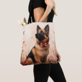 Belgian Shepherd met Rozen - Valentijnsdag Tote Bag (Dichtbij)