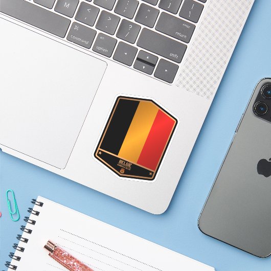 België Sticker (Laptop met iPhone)