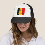 België Trucker Pet (In situ)