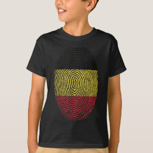 Belgisch vingerafdrukontwerp dat voetbalgeest eert t-shirt