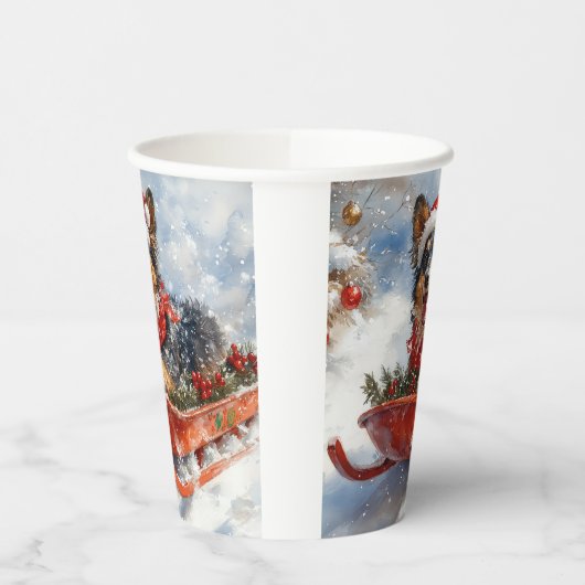 Belgische herder in slee laat het sneeuwen Kerstmi Papieren Bekers (Links)