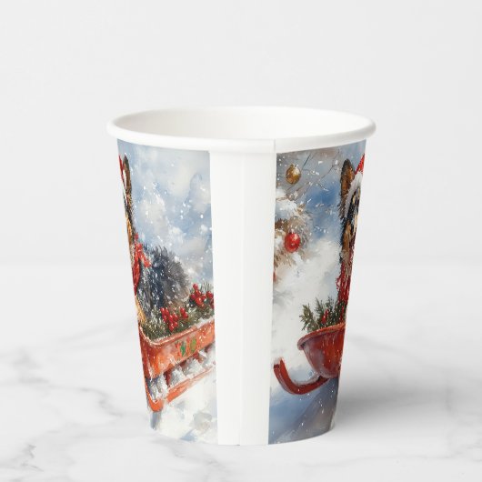 Belgische herder in slee laat het sneeuwen Kerstmi Papieren Bekers (Rechts)