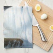 Belgische herdershond laat het sneeuwen Kerstmis Theedoek (Quarter Fold)