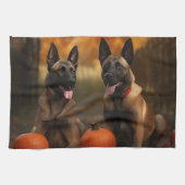 Belgische Malinoi Puppy Herfst Delight Pompoen Theedoek (Horizontaal)