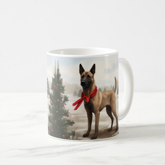 Belgische Malinois Hond in Sneeuw Kerstmis Koffiemok (Voorkant rechts)